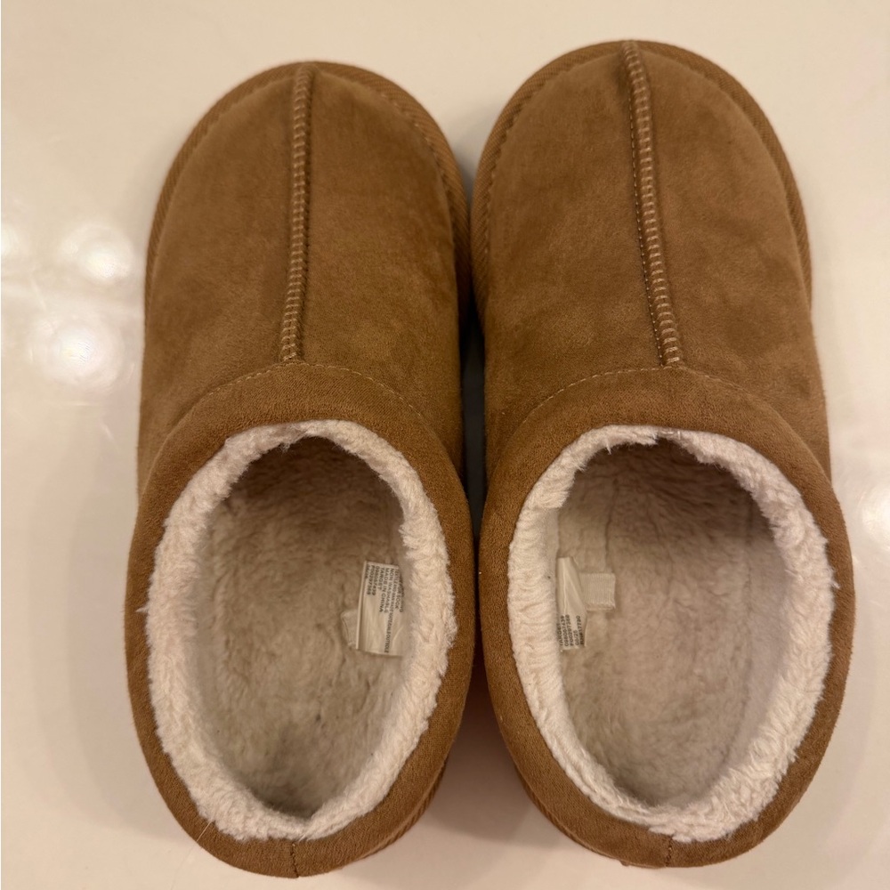 Cat & Jack Brown Kids Slippers - Size 2Y - Boys Girls - Indoor Outdoor - Picture 3 of 5